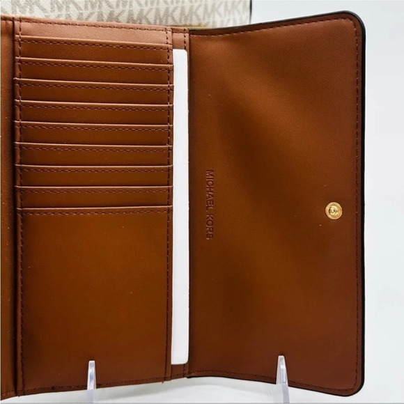 Michael Kors Medium Jaycee Zip Packet Backpack & Trifold Wallet Vanilla/Brown - Picture 15 of 16